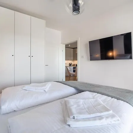Apartamenty Sun & Snow Polanki Aqua Z Basenem Kolobrzeg Exterior photo
